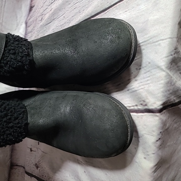 Suede Winter Boots - Picture 5 of 8